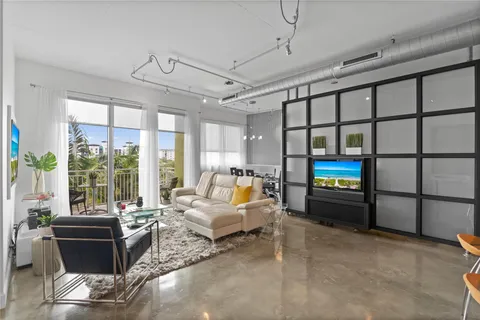 $464,000 | 313 Northeast 2nd Street, Unit 405, Fort Lauderdale, FL 33301