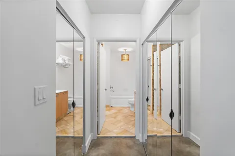 $493,500 | 313 Northeast 2nd Street, Unit 405, Fort Lauderdale, FL 33301