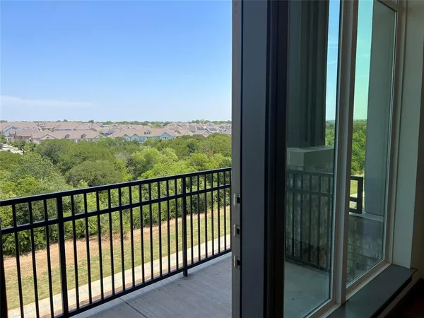 $2,250 | 2700 Old Denton Road, Unit 4440, Carrollton, TX 75007