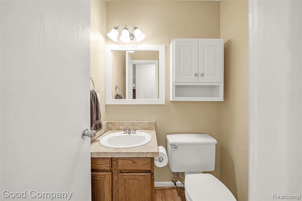 35750 Fredericksburg Road Farmington Hills, MI 48331 - Photo 18 of 30