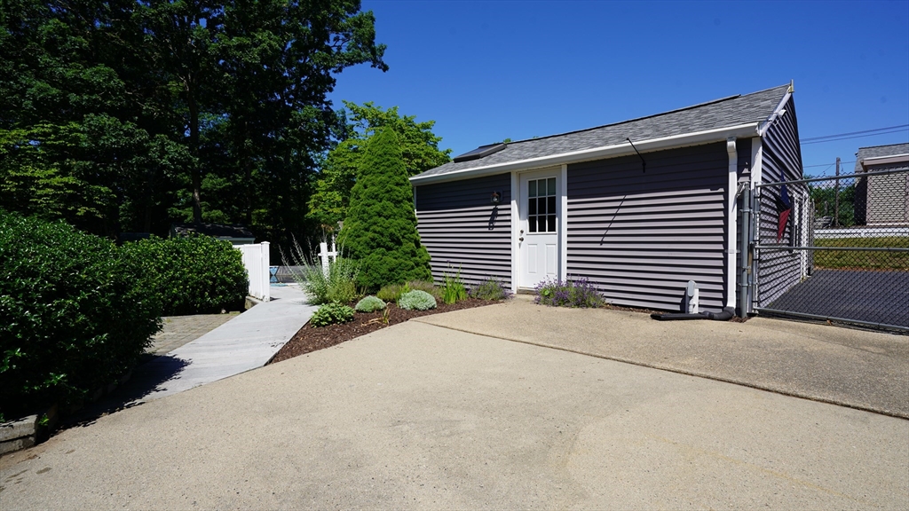11 Roland Baxter Road North Attleboro, MA 02760 - Photo 29 of 34