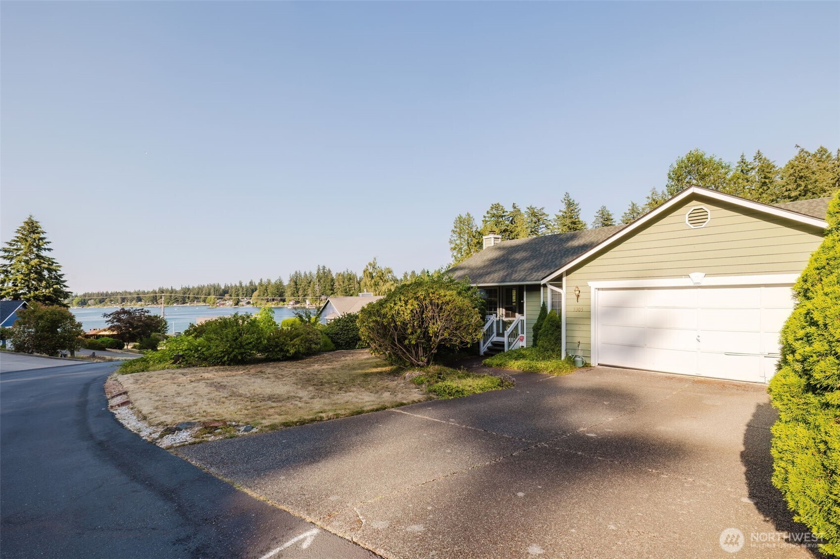 5305 Harbor Ridge Bremerton, WA 98312 - Photo 1 of 39