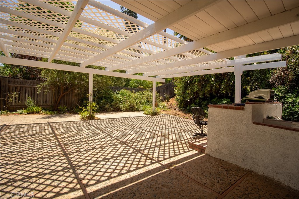 2350 Shadow Hill Drive Riverside, CA 92506 - Photo 4 of 20 Patio entertainment area.