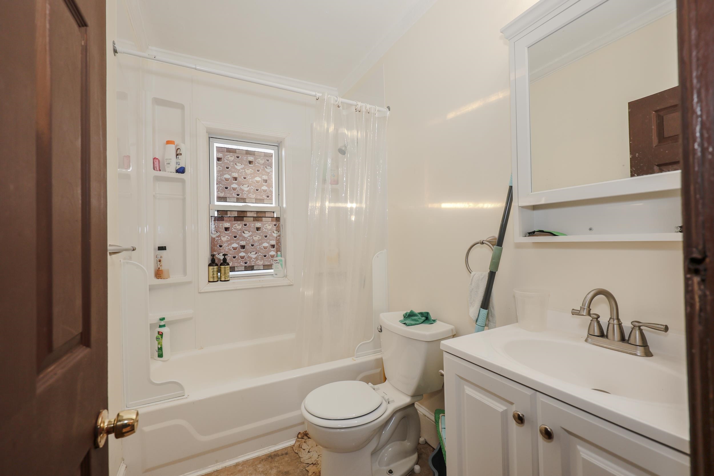 180 Beech Street Manchester, NH 03103 - Photo 33 of 45