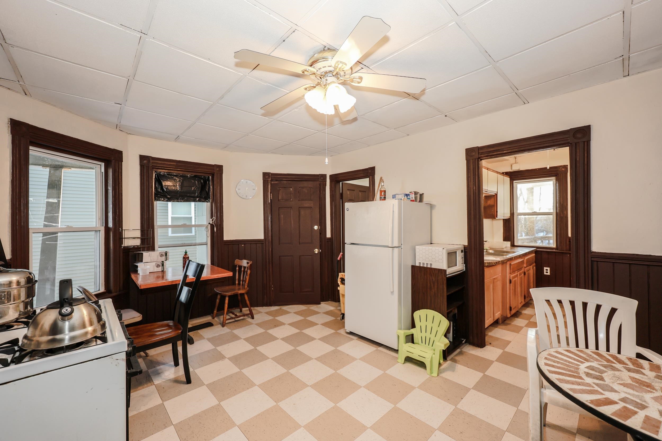 180 Beech Street Manchester, NH 03103 - Photo 35 of 45