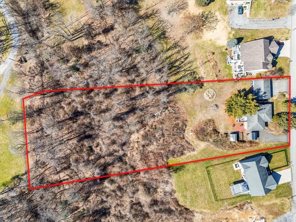 201 Western Avenue Beaver, PA 15009 - Photo 28 of 29 a view of outside area