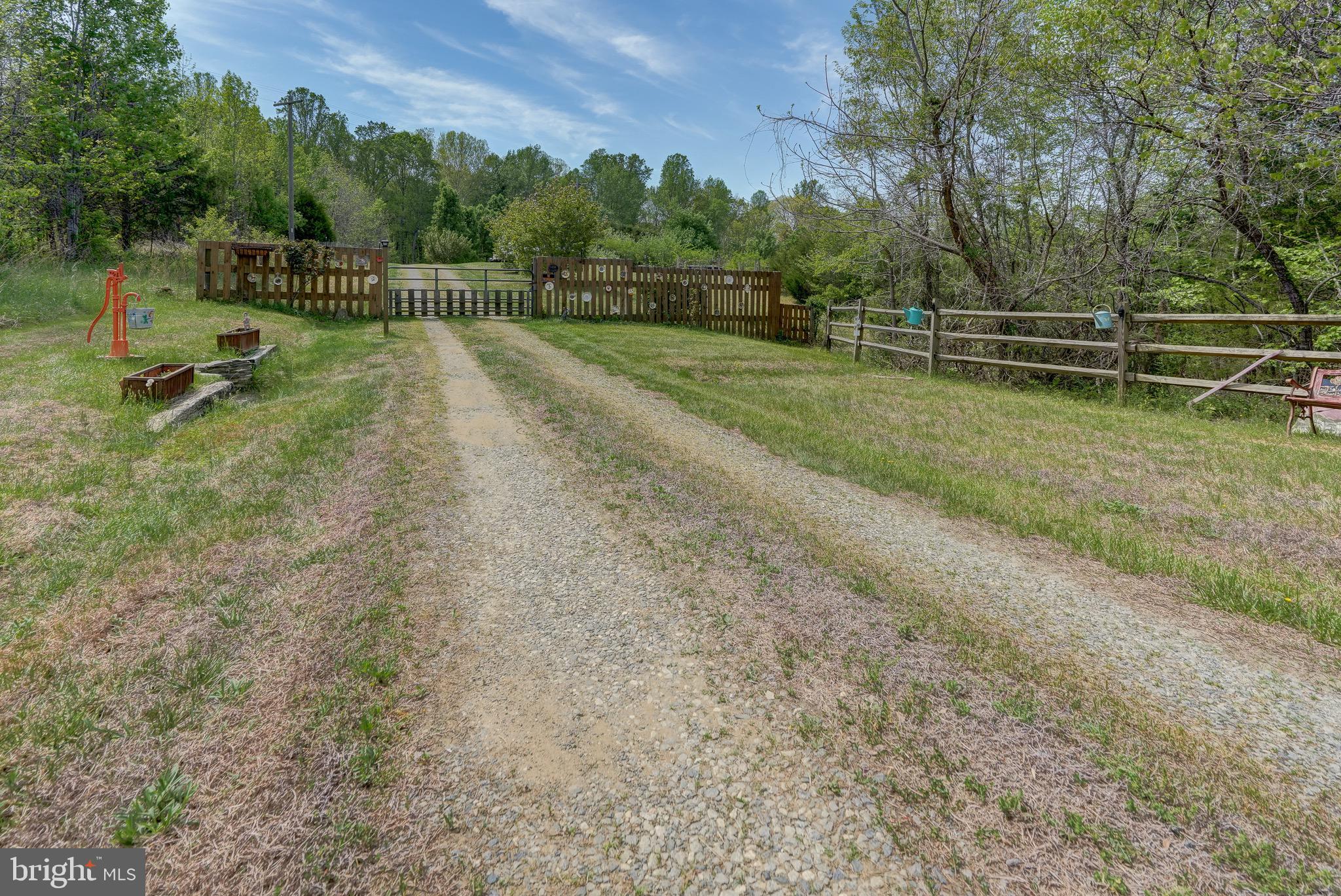 516 Apple Grove Road Mineral, VA 23117 - Photo 4 of 91