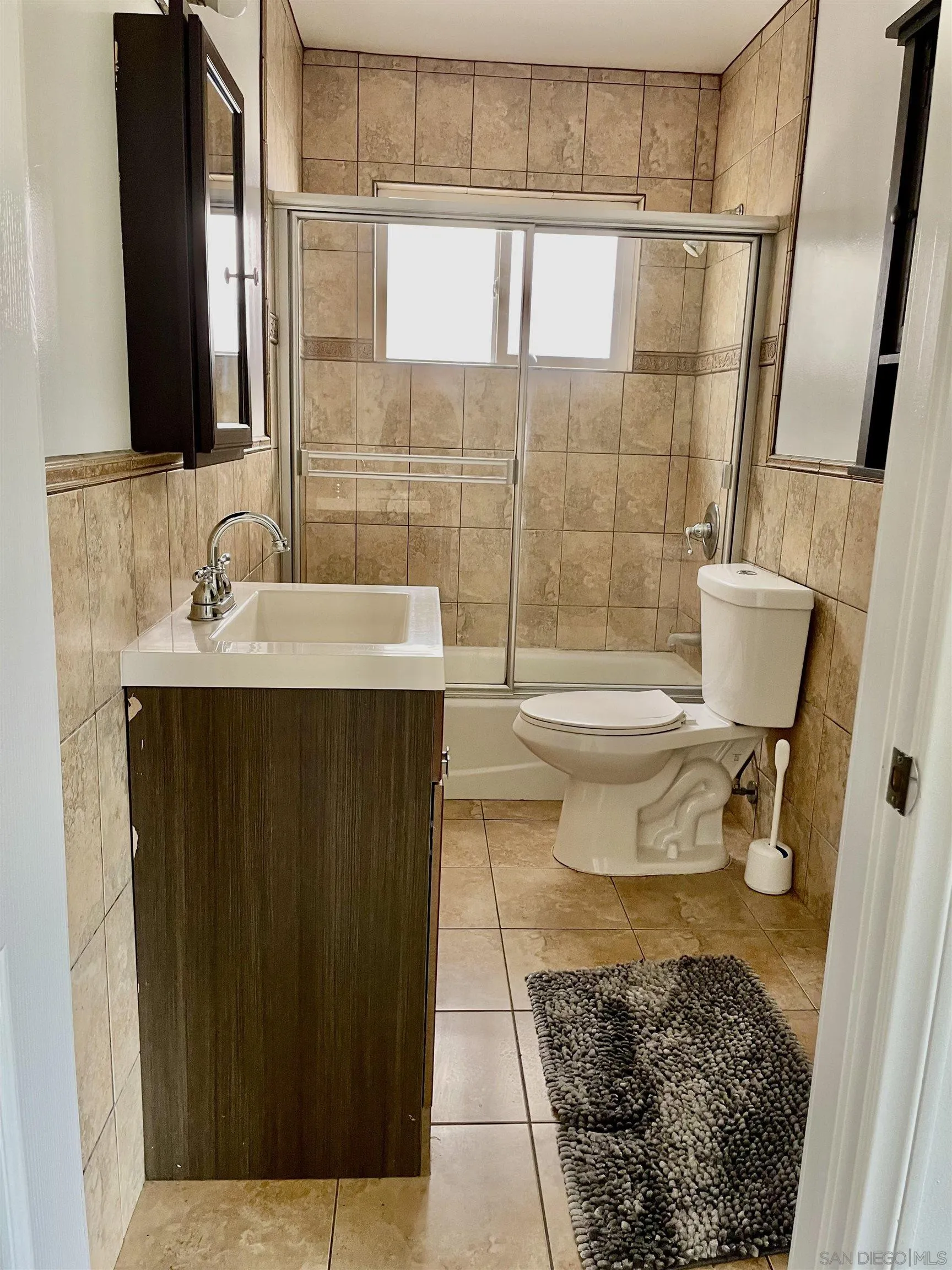 834 Maria Avenue Spring Valley, CA 91977 - Photo 18 of 21 Gallery Image 18