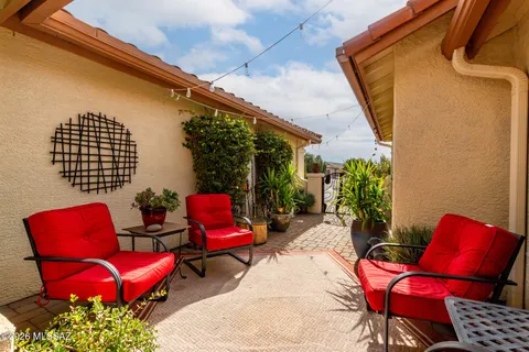 $450,000 | 2703 East Glen Canyon Road, Green Valley, AZ 85614