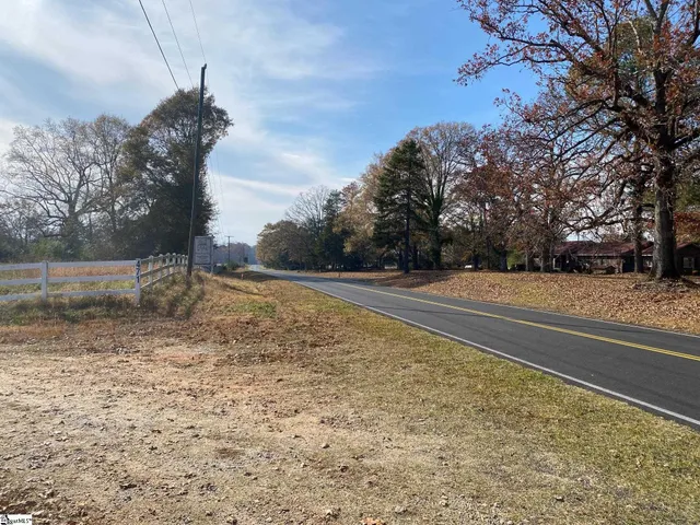 $300,000 | 0 252nd Highway, Laurens, SC 29360