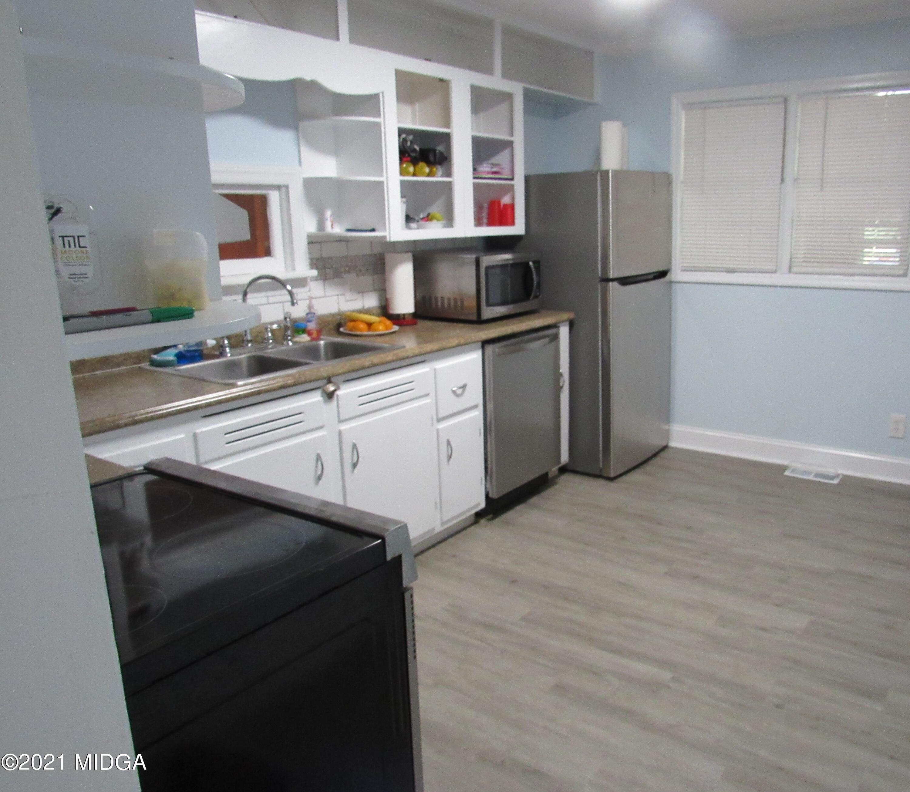 2857 Allen Road Macon, GA 31216 - Photo 11 of 21 11-Kitchen