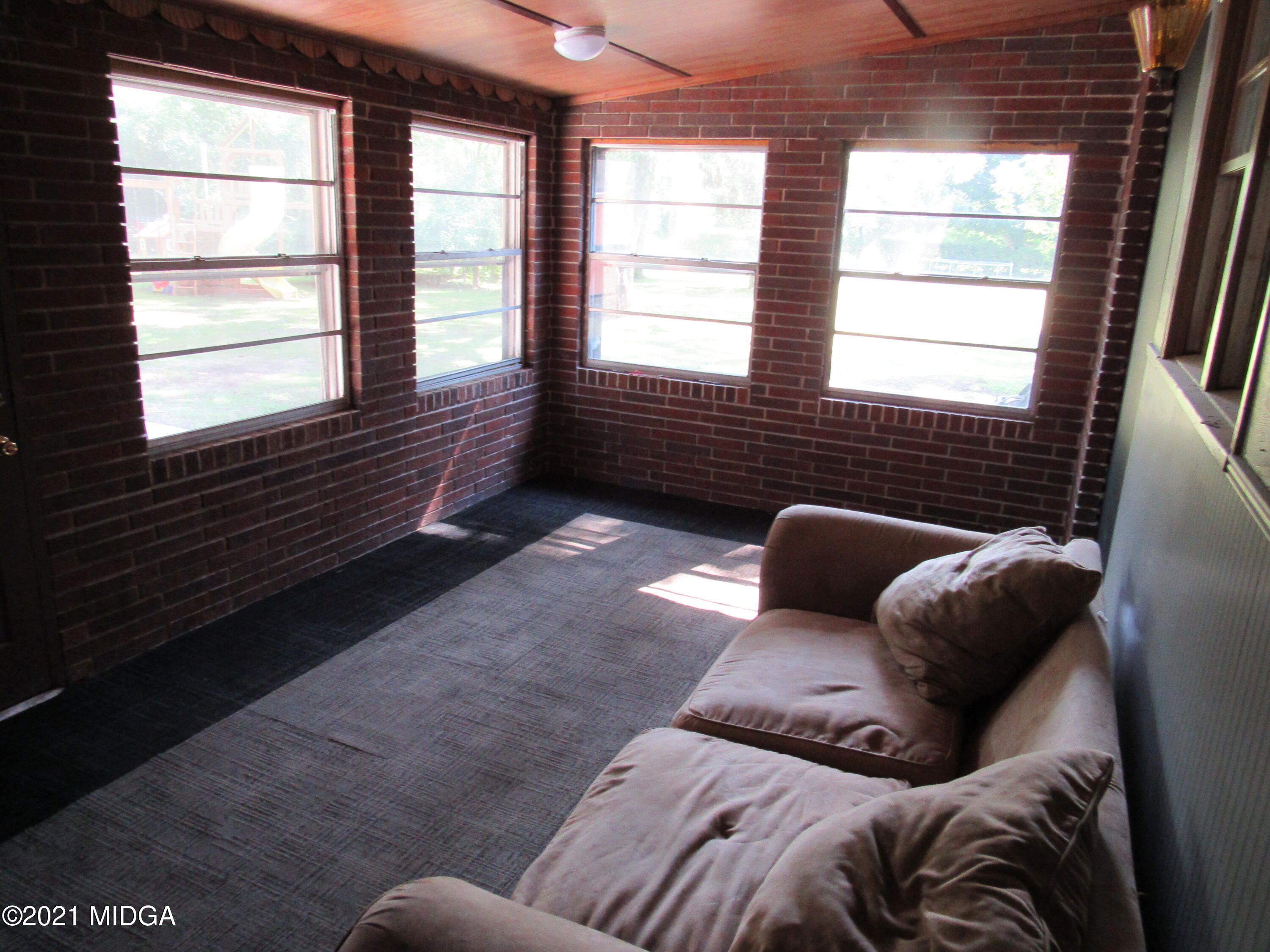 2857 Allen Road Macon, GA 31216 - Photo 21 of 21 21-Sunroom