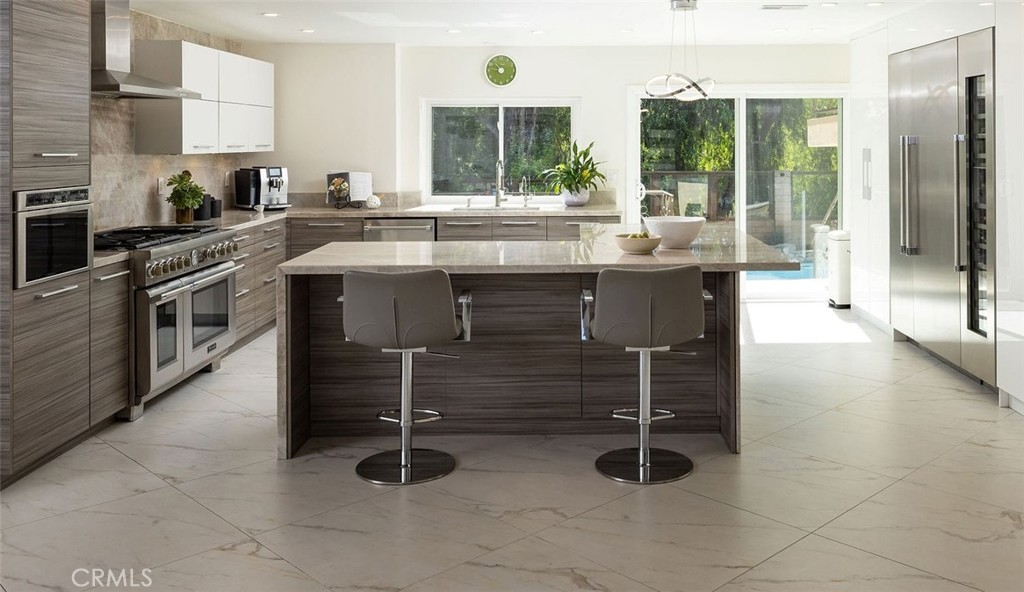 27773 Hidden Trail Road Laguna Hills, CA 92653 - Photo 6 of 25