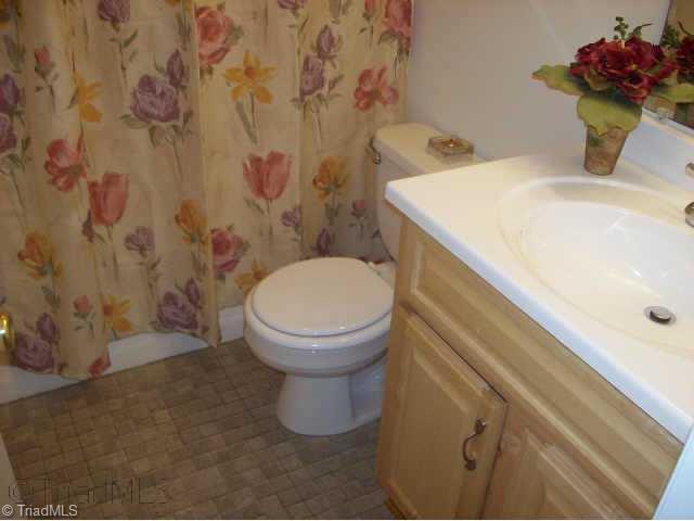 978 Ridgeview Avenue Winston-Salem, NC 27127 - Photo 8 of 9 Other.