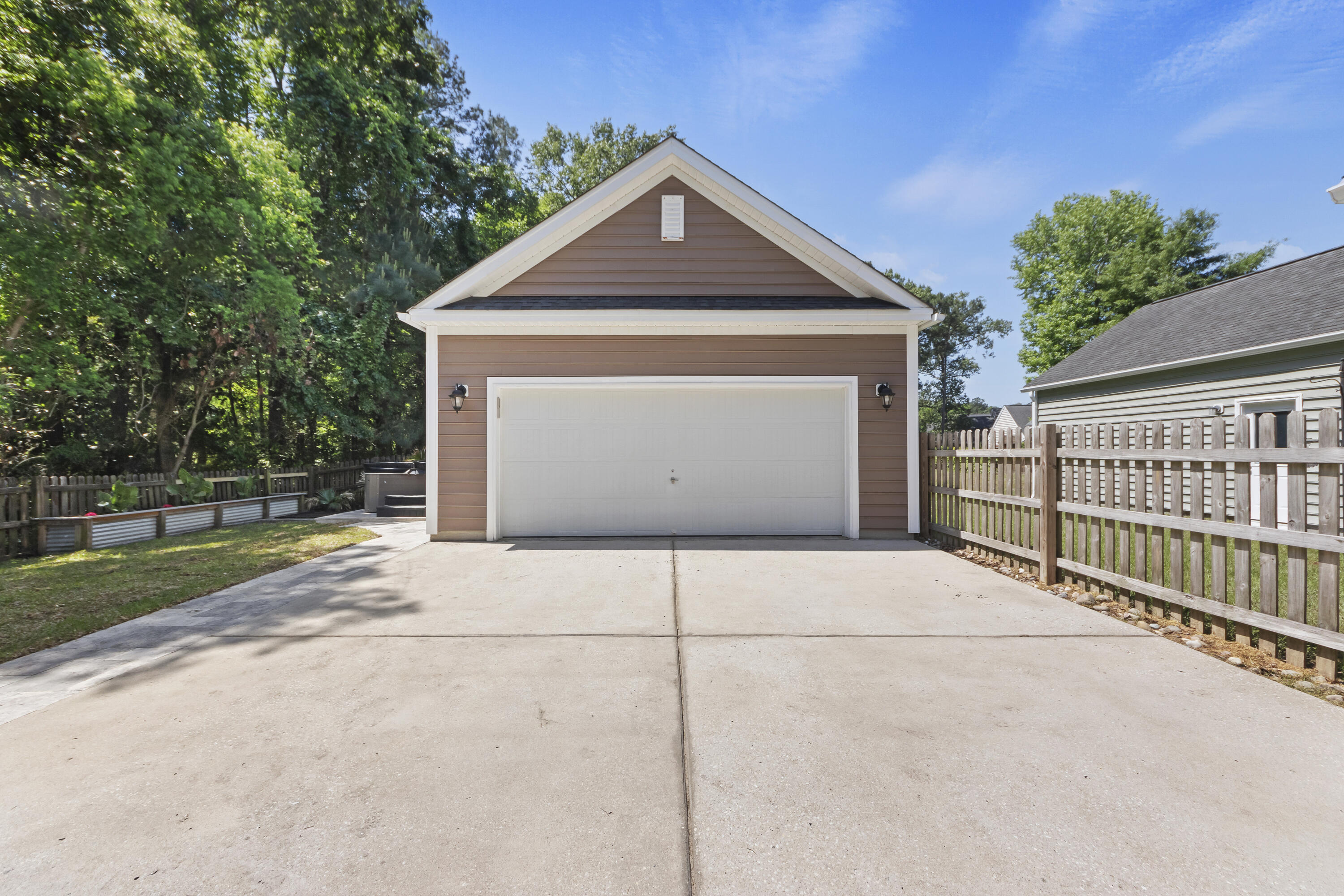 1439 Roustabout Way Charleston, SC 29414 - Photo 7 of 67