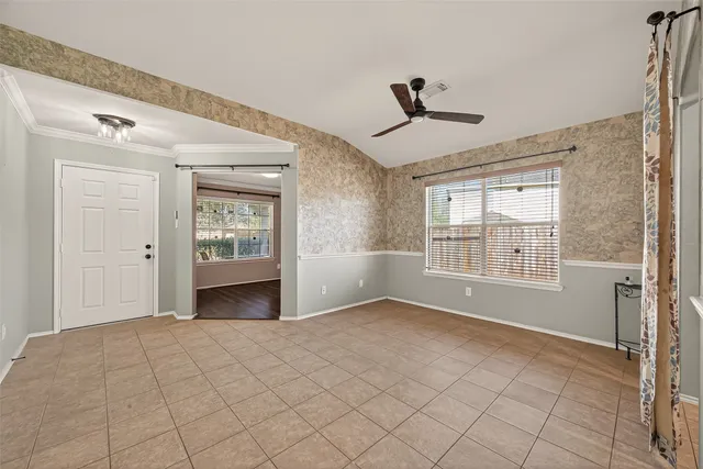 $2,200 | 13002 Trail Manor Drive, Pearland, TX 77584