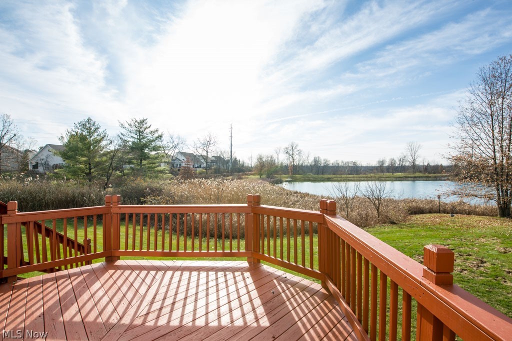 1047 Riviera Way Macedonia, OH 44056 - Photo 32 of 34