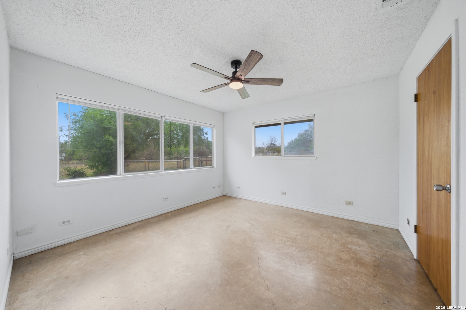 144 Oak Park Road Adkins, TX 78101 - Photo 12 of 25