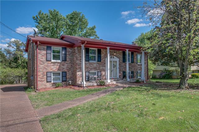 556 Rural Hill Road Nashville, TN 37217 - Photo 2 of 19