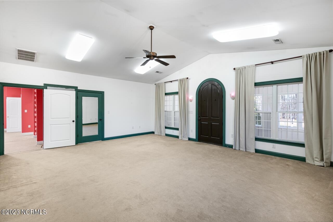 11737 Camp Charles Road Bailey, NC 27807 - Photo 6 of 51 Living Room