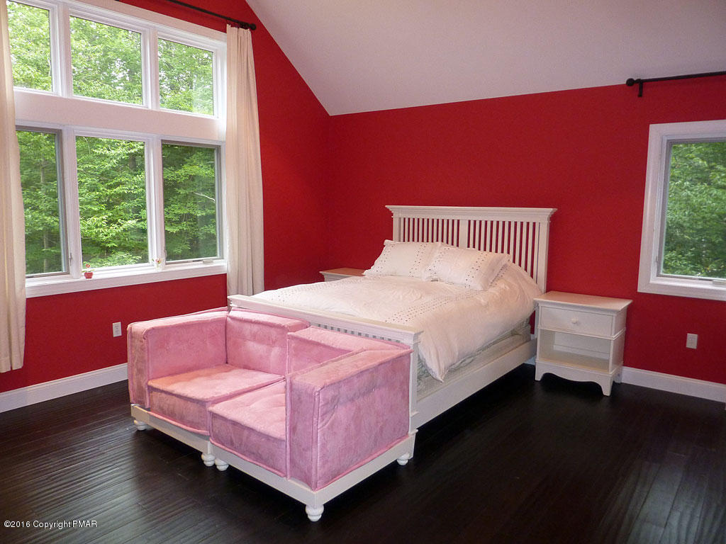 2141 Red Spruce Road Pocono Pines, PA 18350 - Photo 51 of 64 CumminsBedrm5