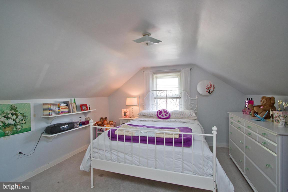 22 Sycamore Road Ephrata, PA 17522 - Photo 8 of 38 Gallery Image 8