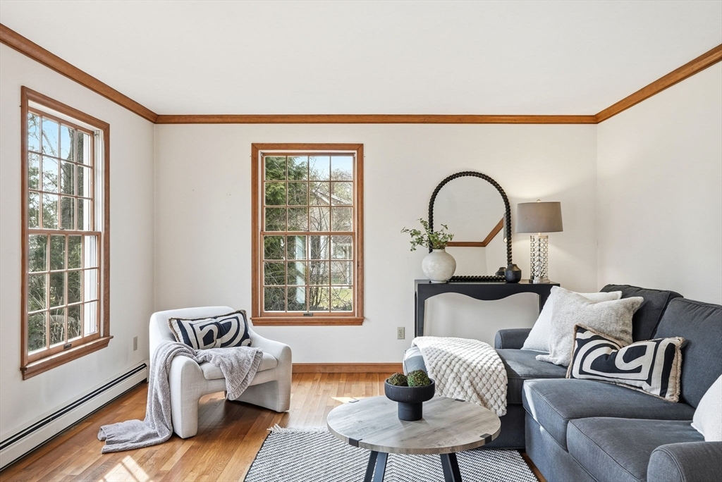 19 Nemasket Road Falmouth, MA 02540 - Photo 14 of 41