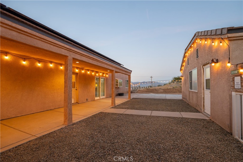 23053 Roundup Way Apple Valley, CA 92308 - Photo 37 of 46