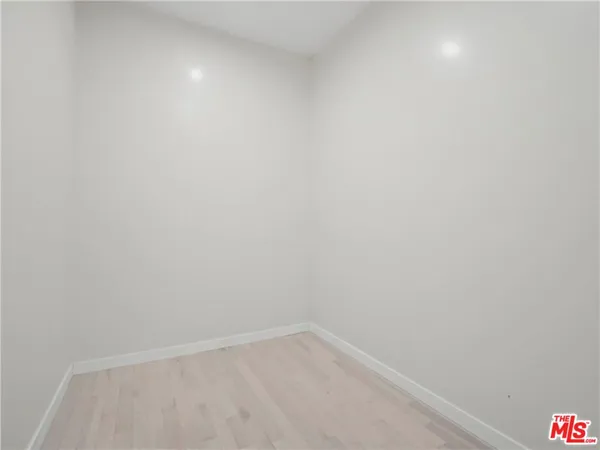 $5,999 | 17601 Rhoda Street, Encino, CA 91316