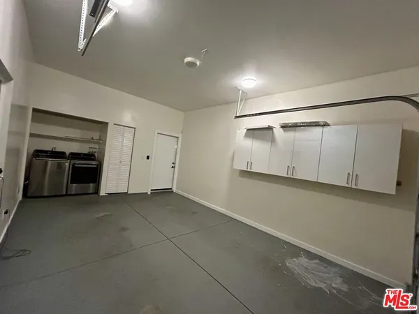 $5,999 | 17601 Rhoda Street, Encino, CA 91316