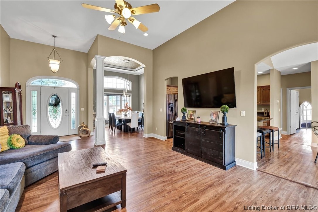 4092 Viewcrest Loop Floyds Knobs, IN 47119 - Photo 8 of 52 Gallery Image 8