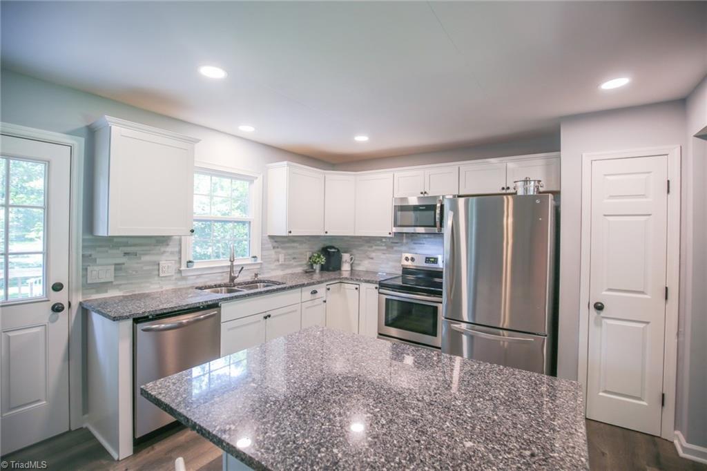 6928 Millbridge Road Clemmons, NC 27012 - Photo 7 of 32 6928 Millbridge Rd Clemmons NC 27012