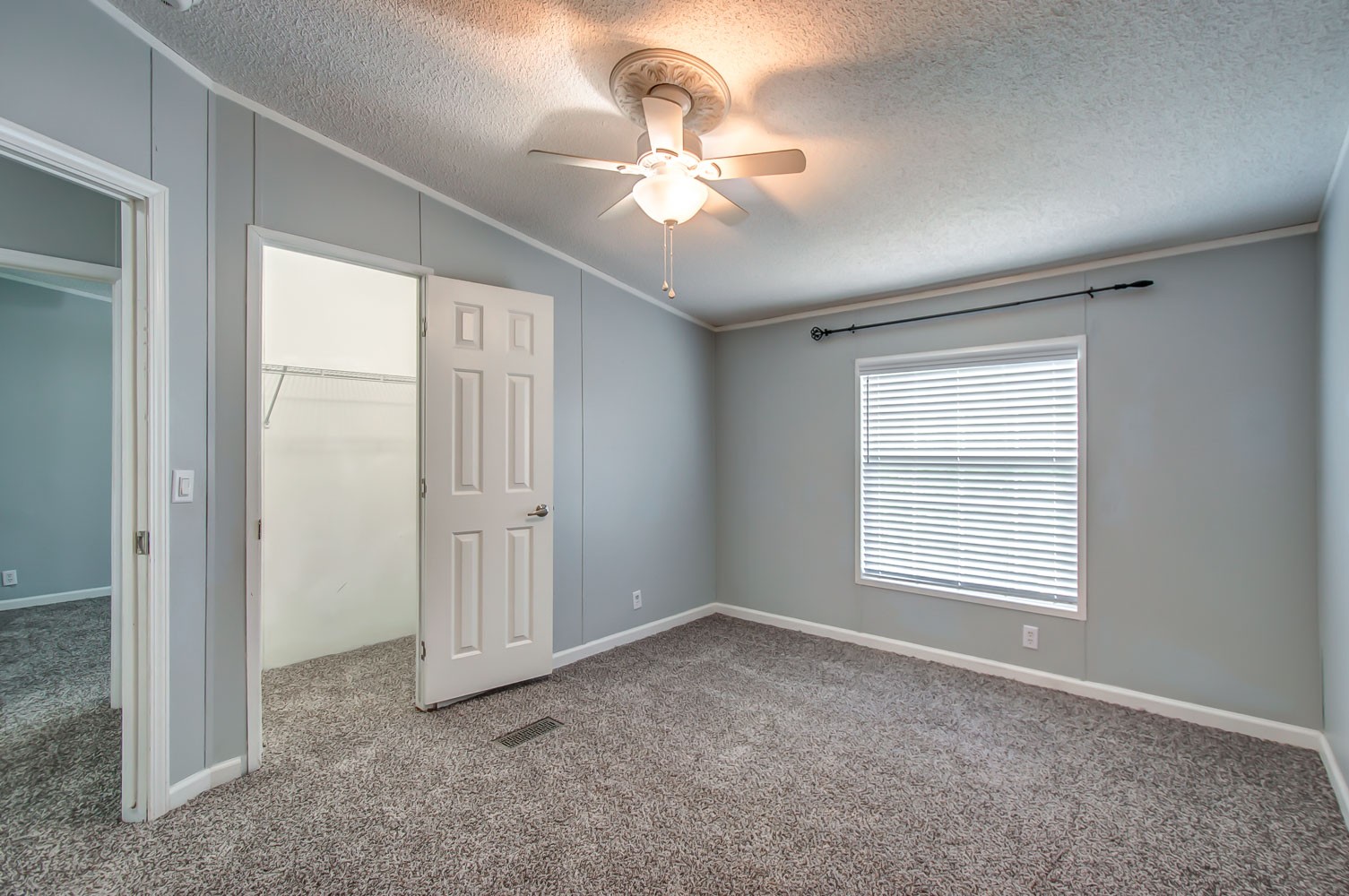 105 Fisher Road Dickson, TN 37055 - Photo 28 of 43 a view of a livingroom with a window