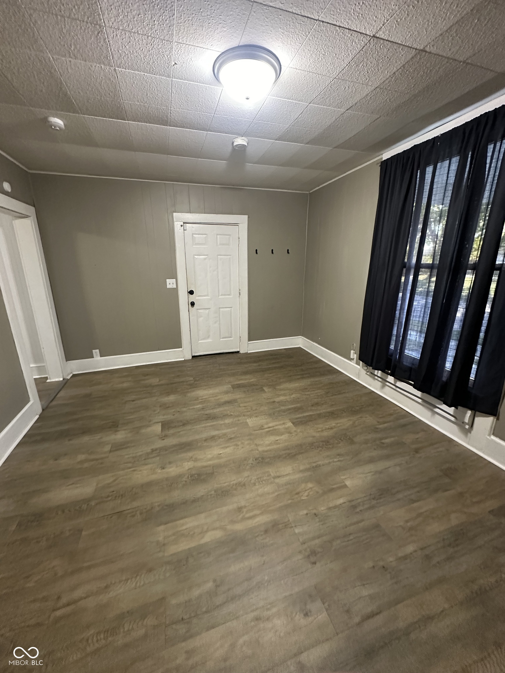 739 Maple Street Columbus, IN 47201 - Photo 7 of 24