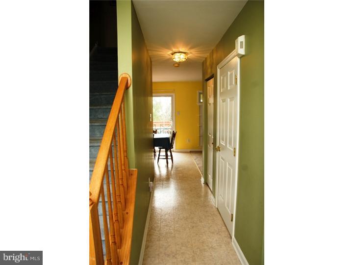 416 Winding Stream Road Spring City, PA 19475 - Photo 11 of 25 Foyer
