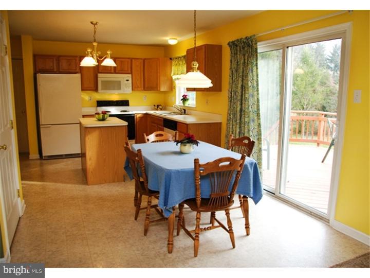 416 Winding Stream Road Spring City, PA 19475 - Photo 15 of 25 Kitchen