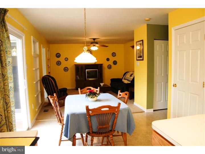 416 Winding Stream Road Spring City, PA 19475 - Photo 17 of 25 Family Room