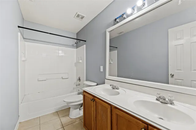 $2,100 | 16602 Grenada Falls Drive, Houston, TX 77095