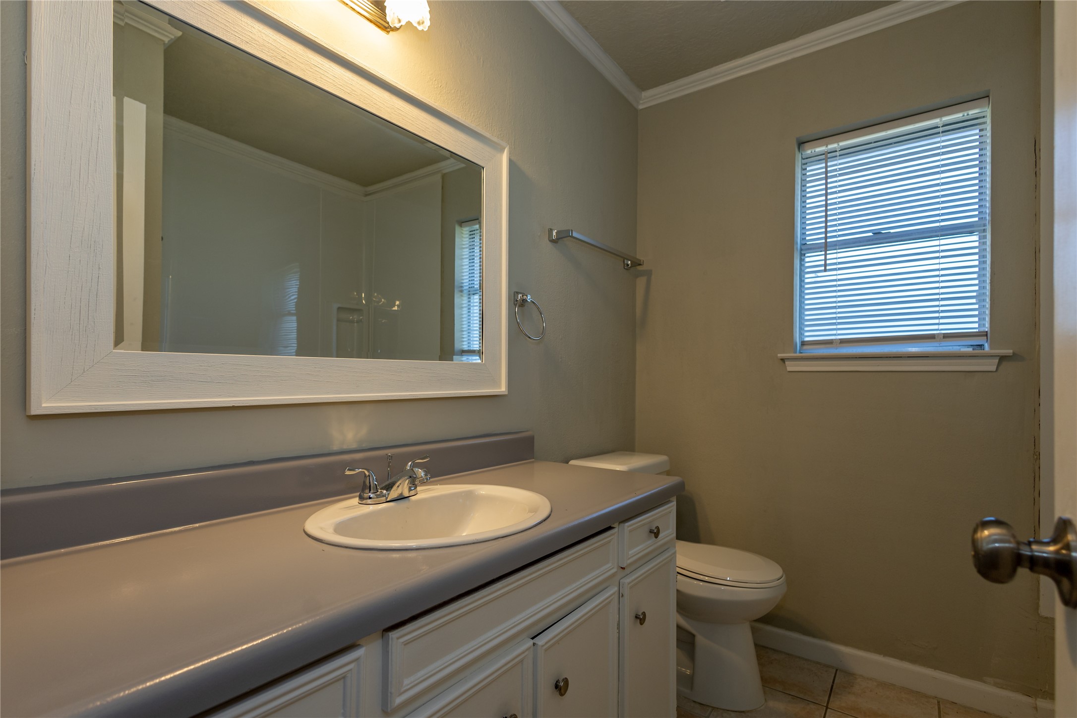 5810 Meadowview Road Beaumont, TX 77708 - Photo 11 of 22