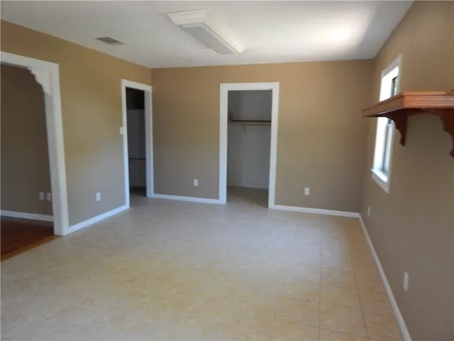 $1,650 | 330 East Cedar Street, Bertram, TX 78605