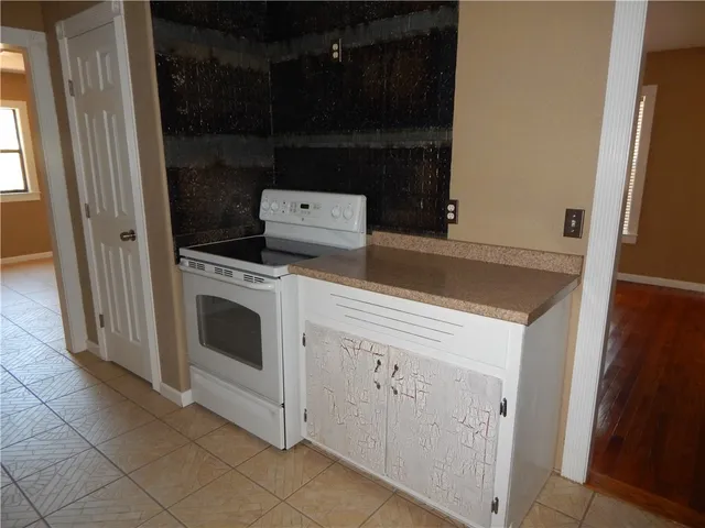 $1,650 | 330 East Cedar Street, Bertram, TX 78605