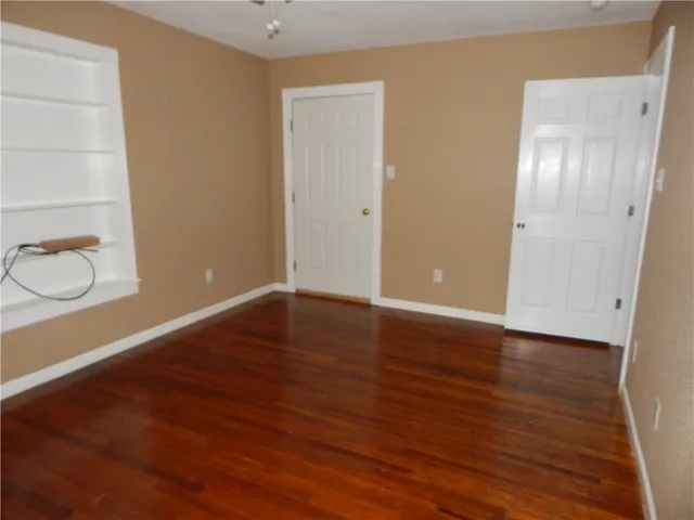 $1,650 | 330 East Cedar Street, Bertram, TX 78605