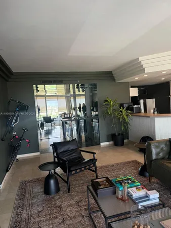 $2,750 | 19707 Turnberry Way, Unit 28C, Aventura, FL 33180