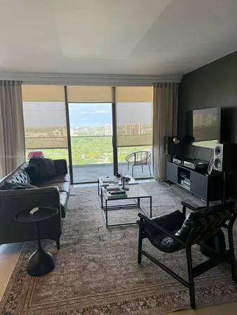 $2,750 | 19707 Turnberry Way, Unit 28C, Aventura, FL 33180