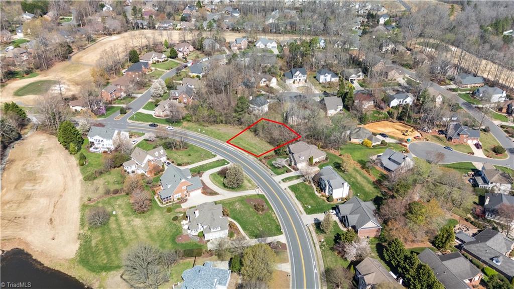 706 Golf House Road East Whitsett, NC 27377 - Photo 5 of 9