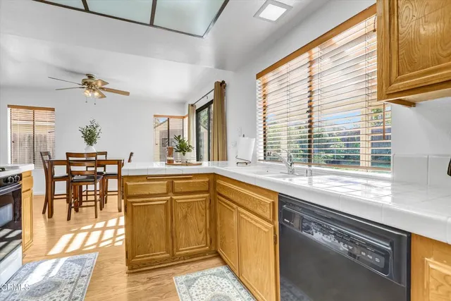 $899,000 | 847 Jasper Avenue, Ventura, CA 93004