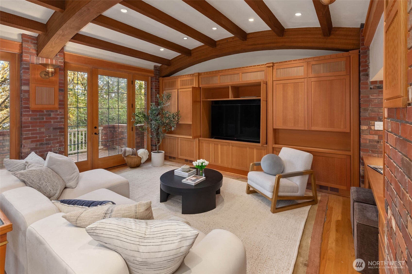 300 Maiden Lane East Seattle, WA 98112 - Photo 12 of 40