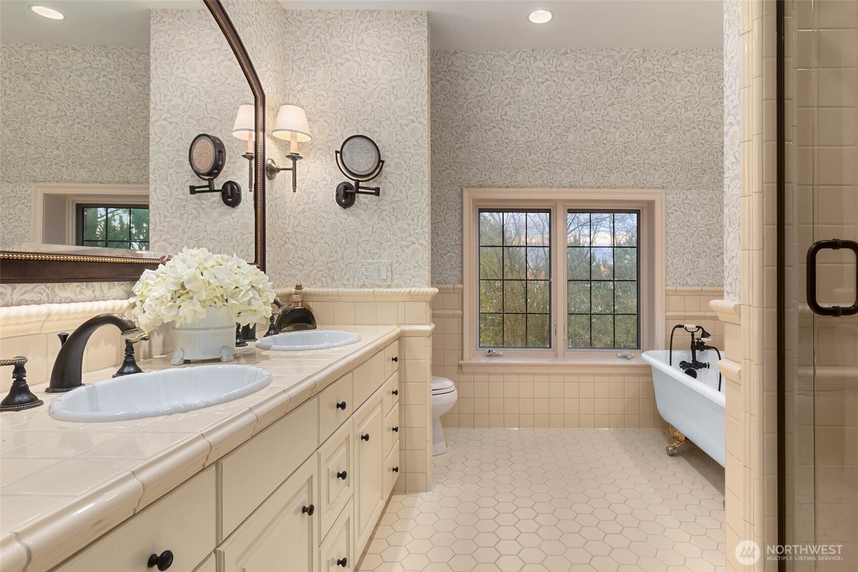 300 Maiden Lane East Seattle, WA 98112 - Photo 34 of 40