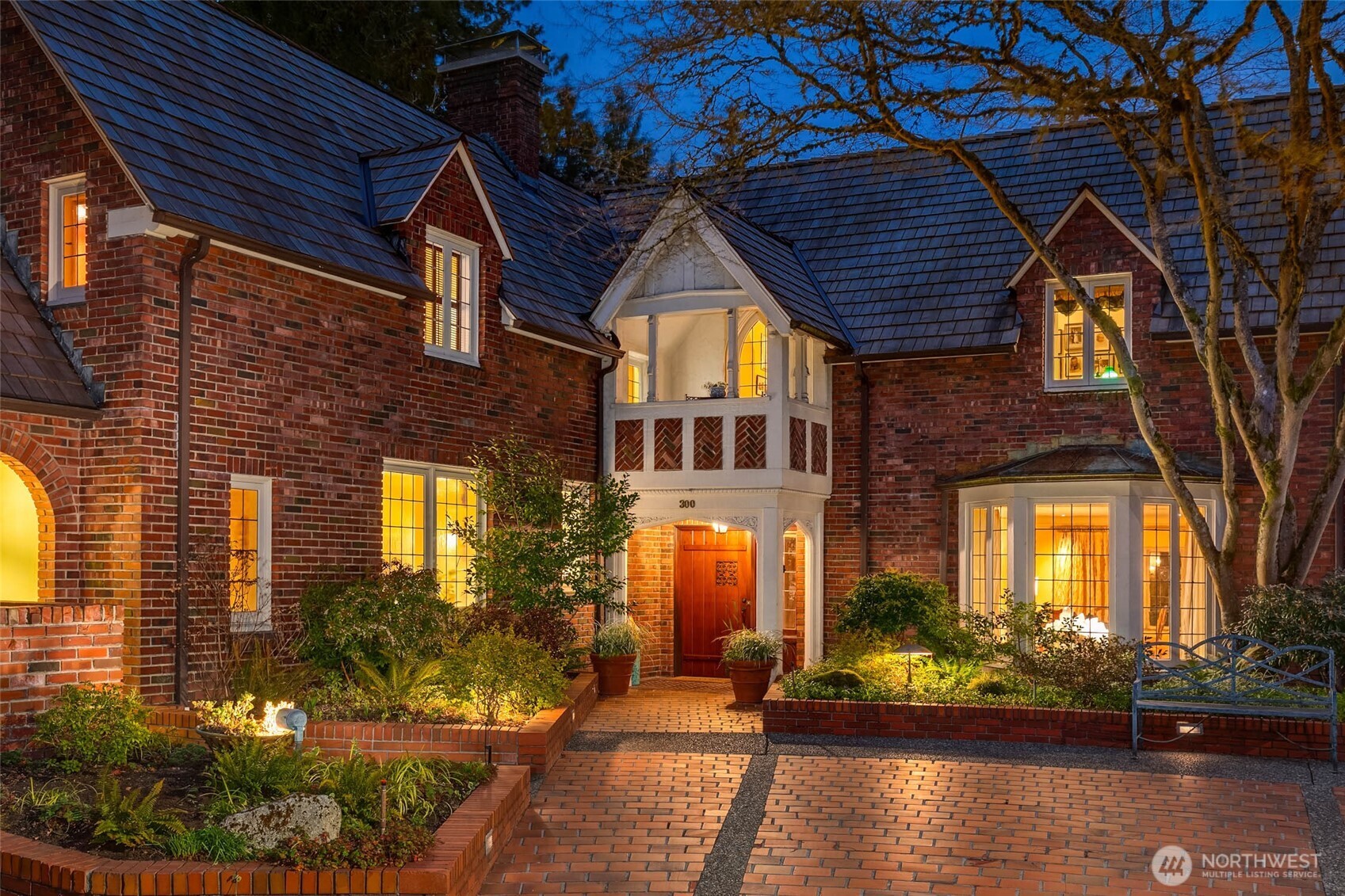 300 Maiden Lane East Seattle, WA 98112 - Photo 4 of 40