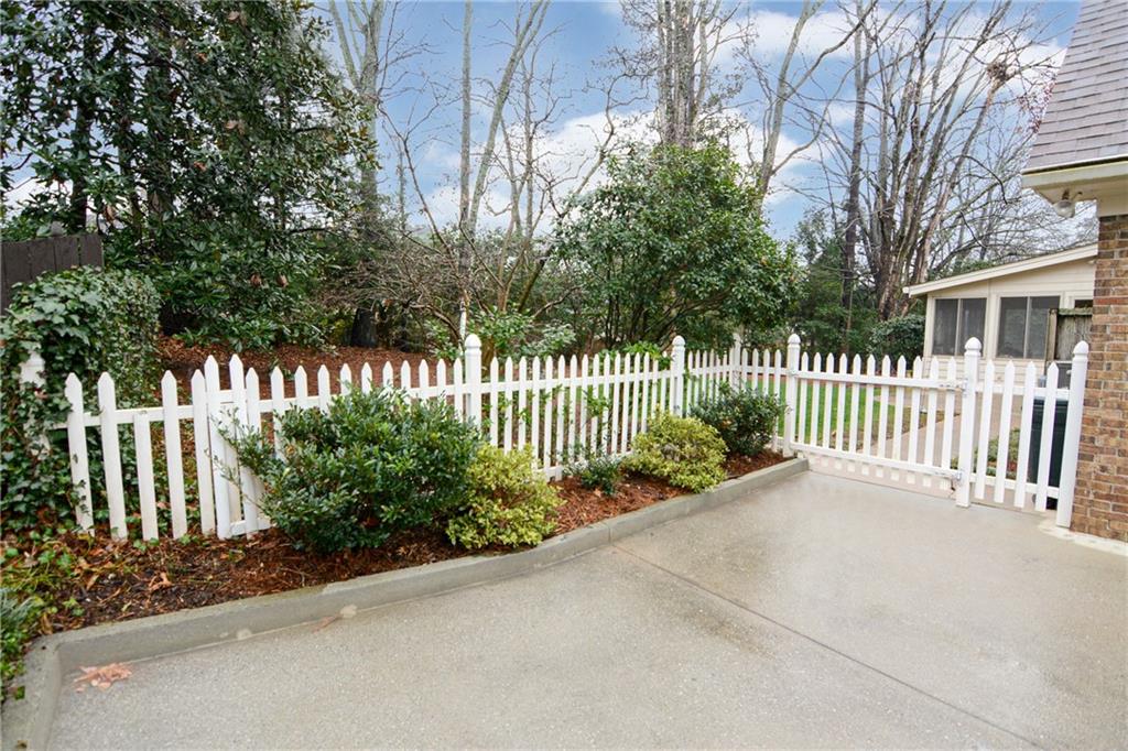 5305 Redfield Road Atlanta, GA 30338 - Photo 48 of 53